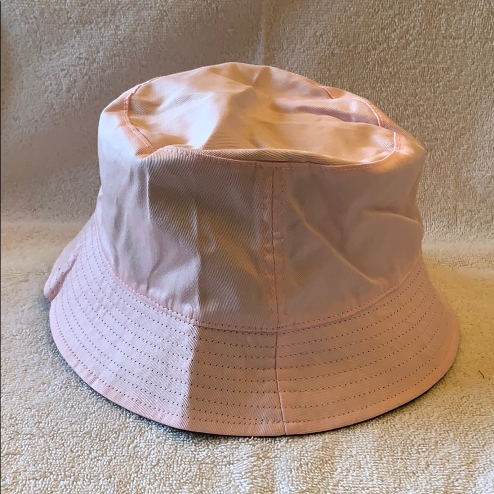 Pink Bucket hat - Picture 2 of 6
